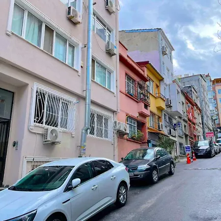 New Modern Flat- By Taksim Square 3* 伊斯坦布尔