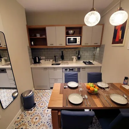 New Modern Flat- By Taksim Square *
